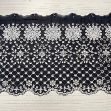 画像5: 【高品質な日本製】刺繍レース　ネイビーホワイト　幅19.5cm　1ｍ　可愛いスカラと大胆な花柄 (5)