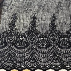 画像6: 【高品質な日本製】刺繍レース　ブラック　幅43cm　1ｍ　オリエンタル柄ガーゼ風 (6)