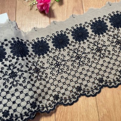 画像3: 【高品質な日本製】刺繍レース　カーキブラック　幅19.5cm　1ｍ　可愛いスカラと大胆な花柄