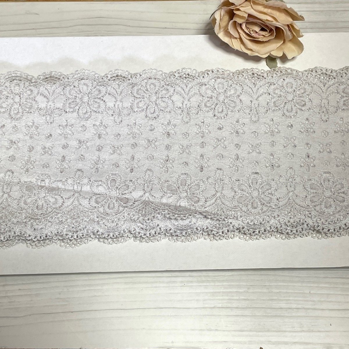 画像8: 【日本製】５ｍ！幅12.8cm可愛い花柄ラッセルストレッチレース　グレー (8)