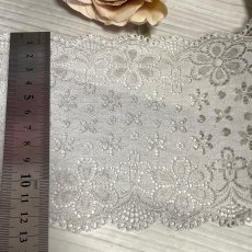 画像5: 【日本製】５ｍ！幅12.8cm可愛い花柄ラッセルストレッチレース　グレー (5)