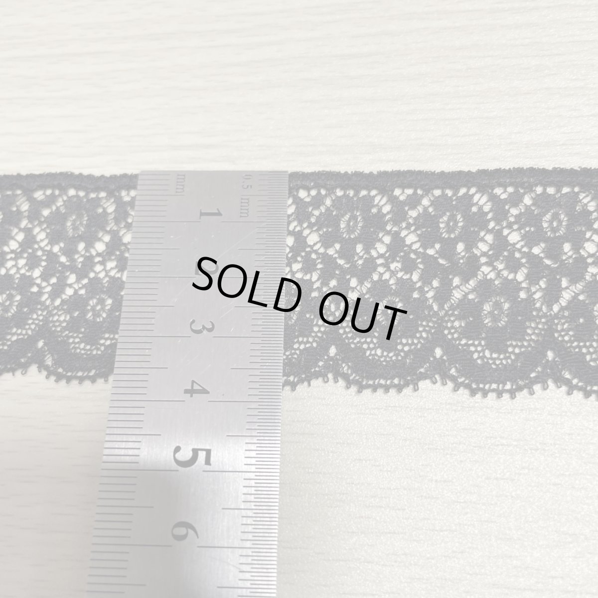 画像2: フランス製リバーレース　黒　幅3.4ｃｍ花柄　１ｍ (2)