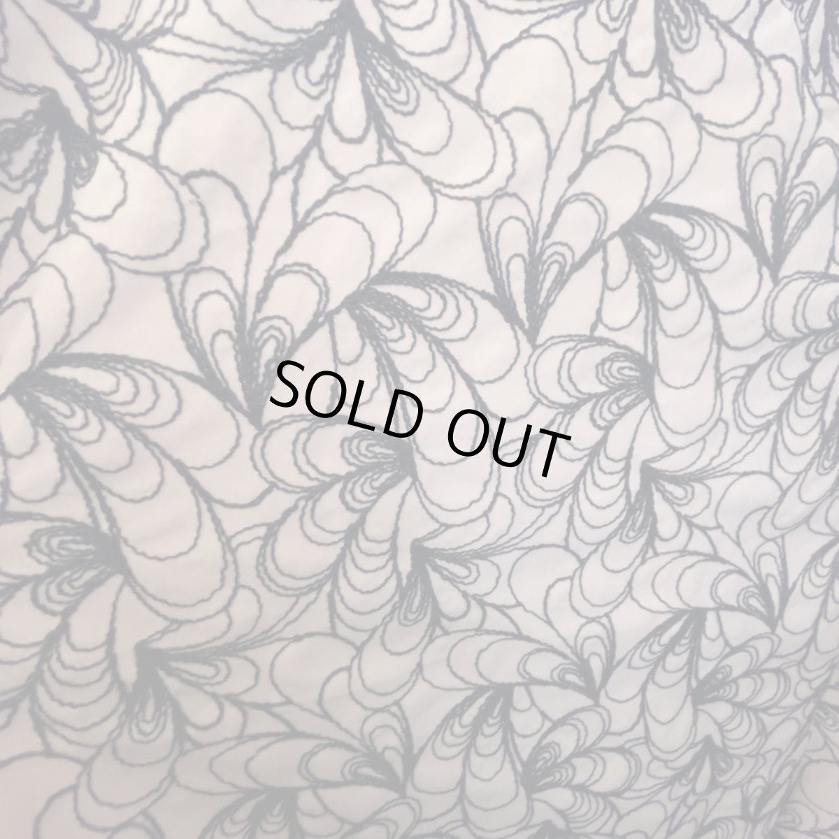 画像2: 1点限り【高品質な日本製】約幅130cm!広幅刺繍レース 幾何学模様柄ピンク紺色 8m (2)