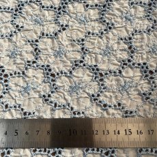 画像5: 350円!【日本製】刺繍レース生地 25cm×38cm シャーリング花柄 (5)