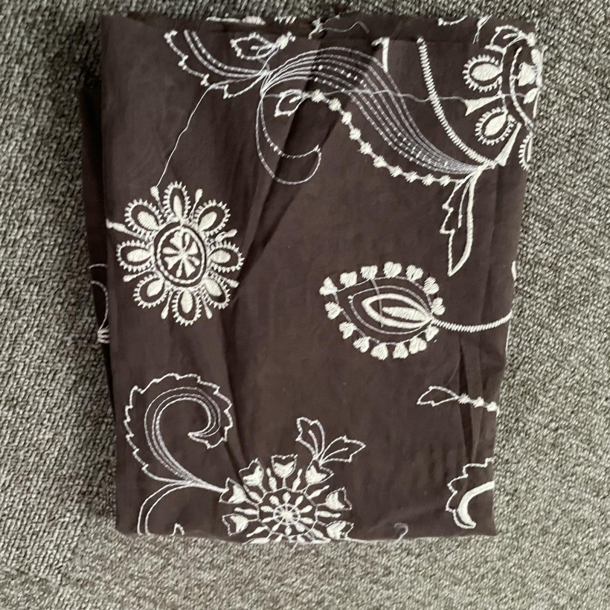 画像5: 45ｃｍ×125ｃｍ茶色の大胆な花柄刺繍レース生地 (5)