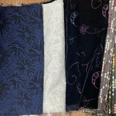 画像7: 【送料無料】　刺繍レース生地　10柄　サークル柄　ベルベット風はぎれ (7)