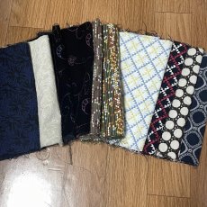 画像1: 【送料無料】　刺繍レース生地　10柄　サークル柄　ベルベット風はぎれ (1)