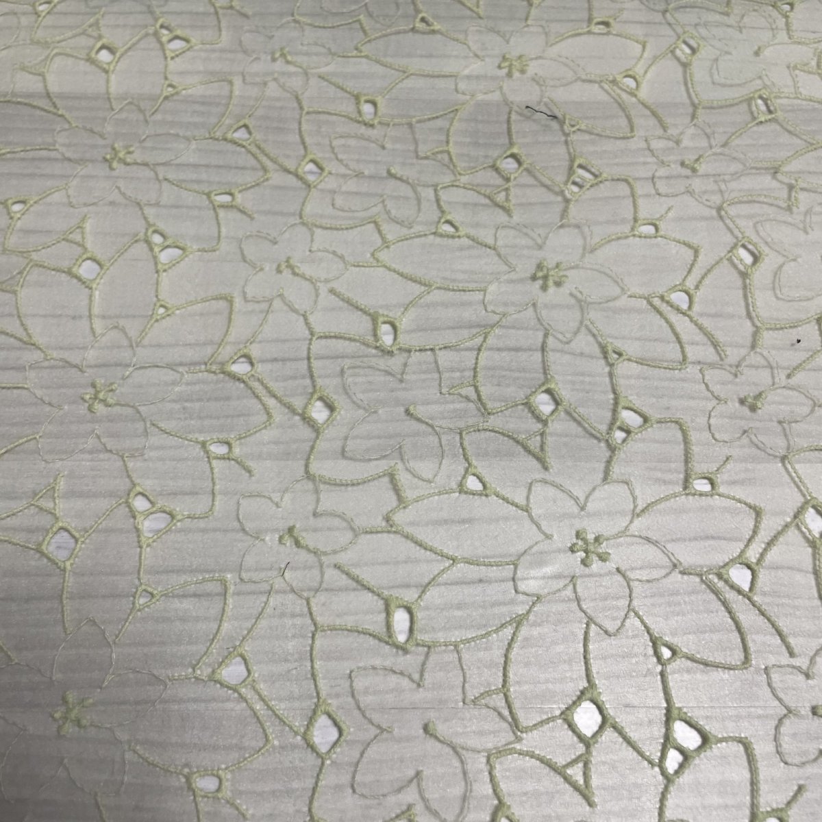 画像4: 【日本製】刺繍レース生地　約24cm×約100cm　イエローのダリア風花柄刺繍レース　 (4)