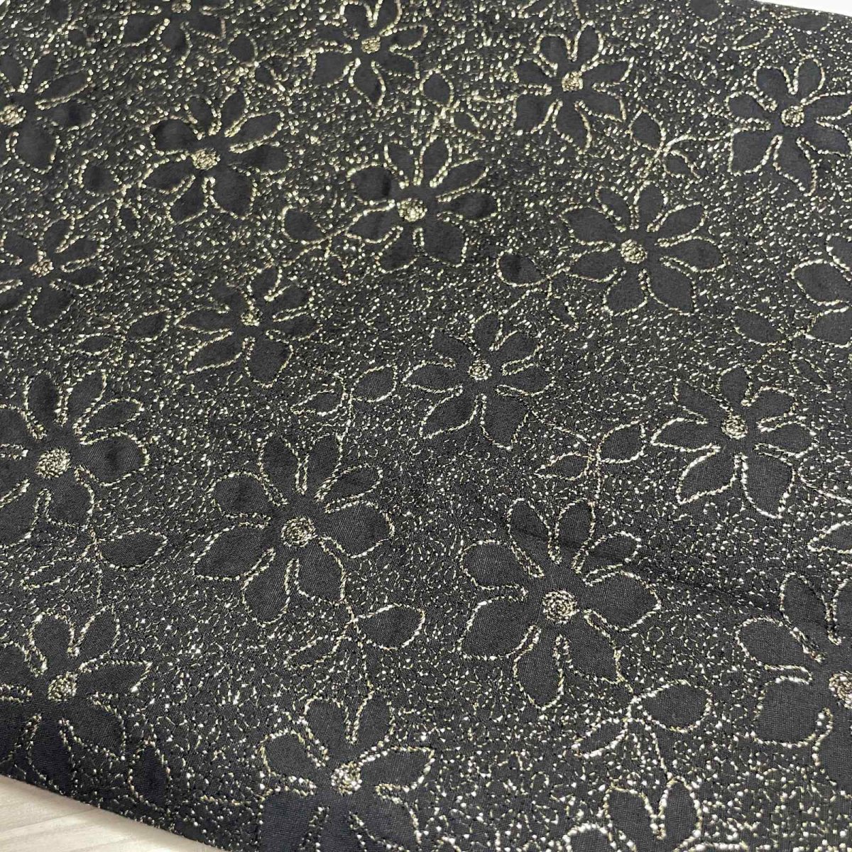 画像2: 【日本製】刺繍レース生地　約25cm×約100cm　ラメ花柄刺繍レース　 (2)