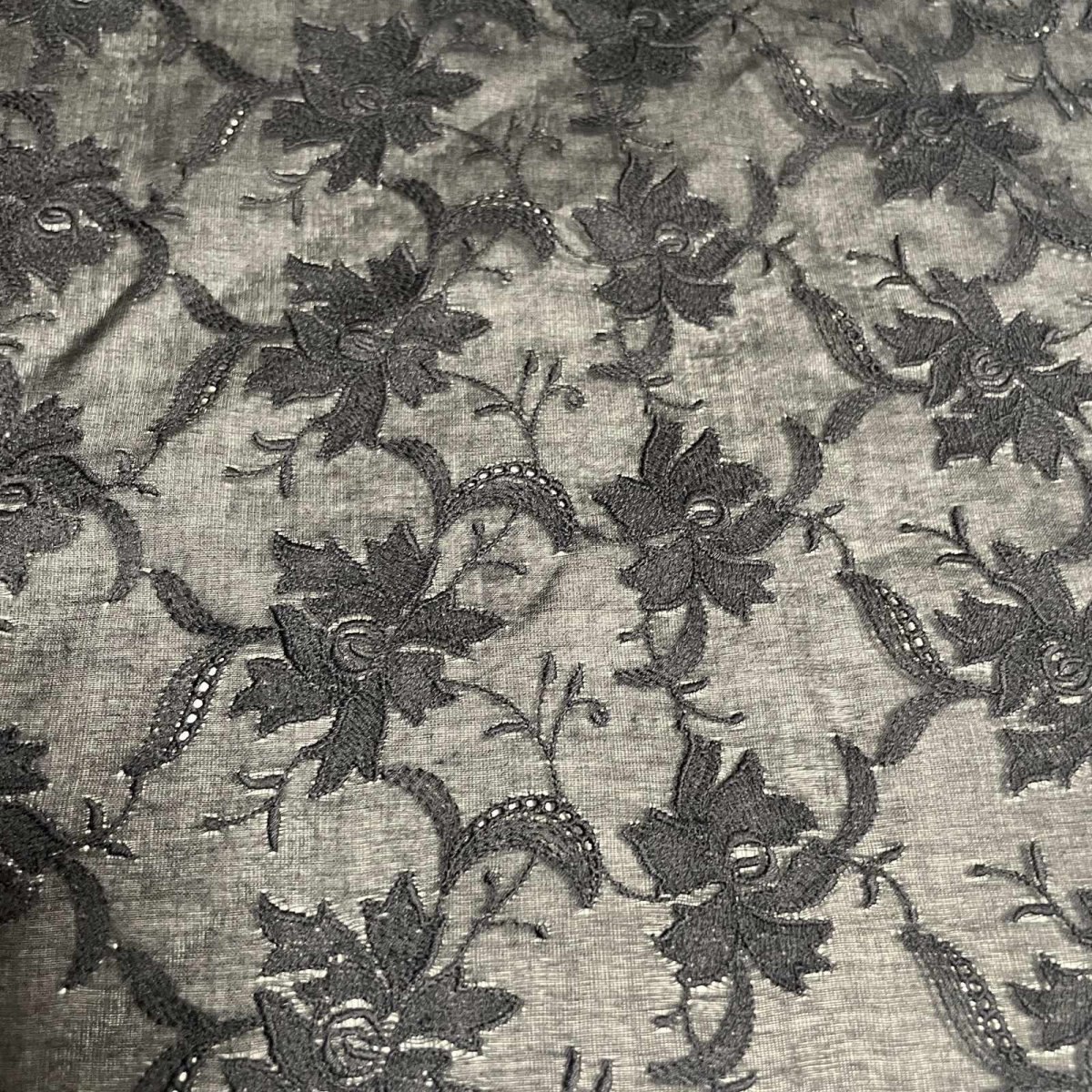 画像5: 【日本製】刺繍レース生地　約25cm×約100cm　薔薇刺繍レース　ブラック (5)