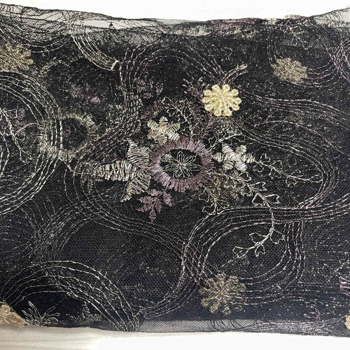 画像4: 【日本製】刺繍レース生地　約20cm×約130cm　薔薇刺繍レース　ブラック (4)