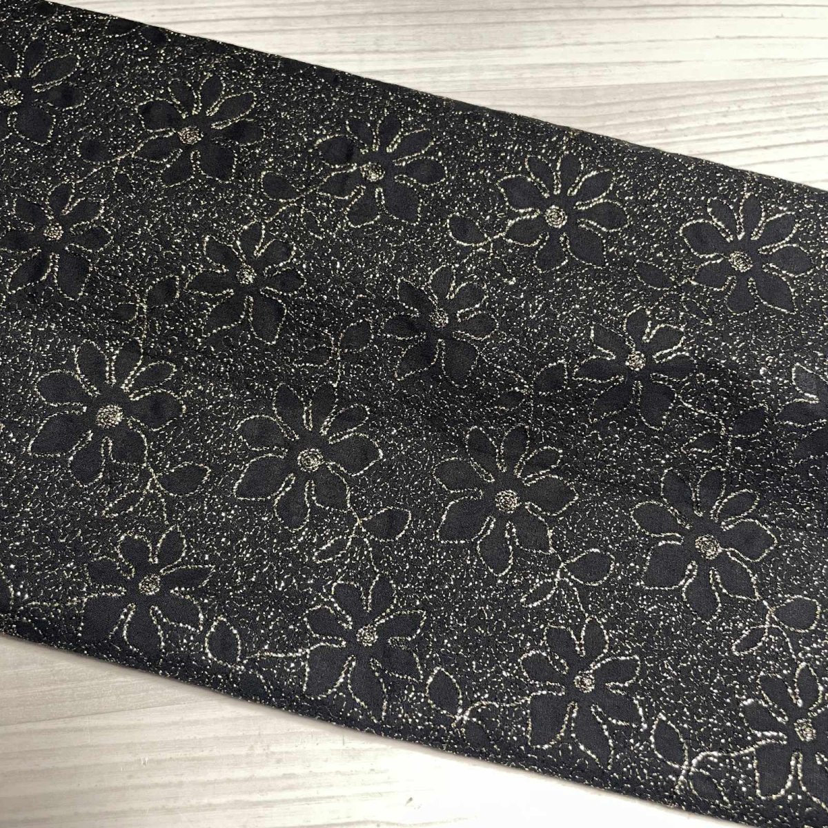 画像1: 【日本製】刺繍レース生地　約25cm×約100cm　ラメ花柄刺繍レース　 (1)