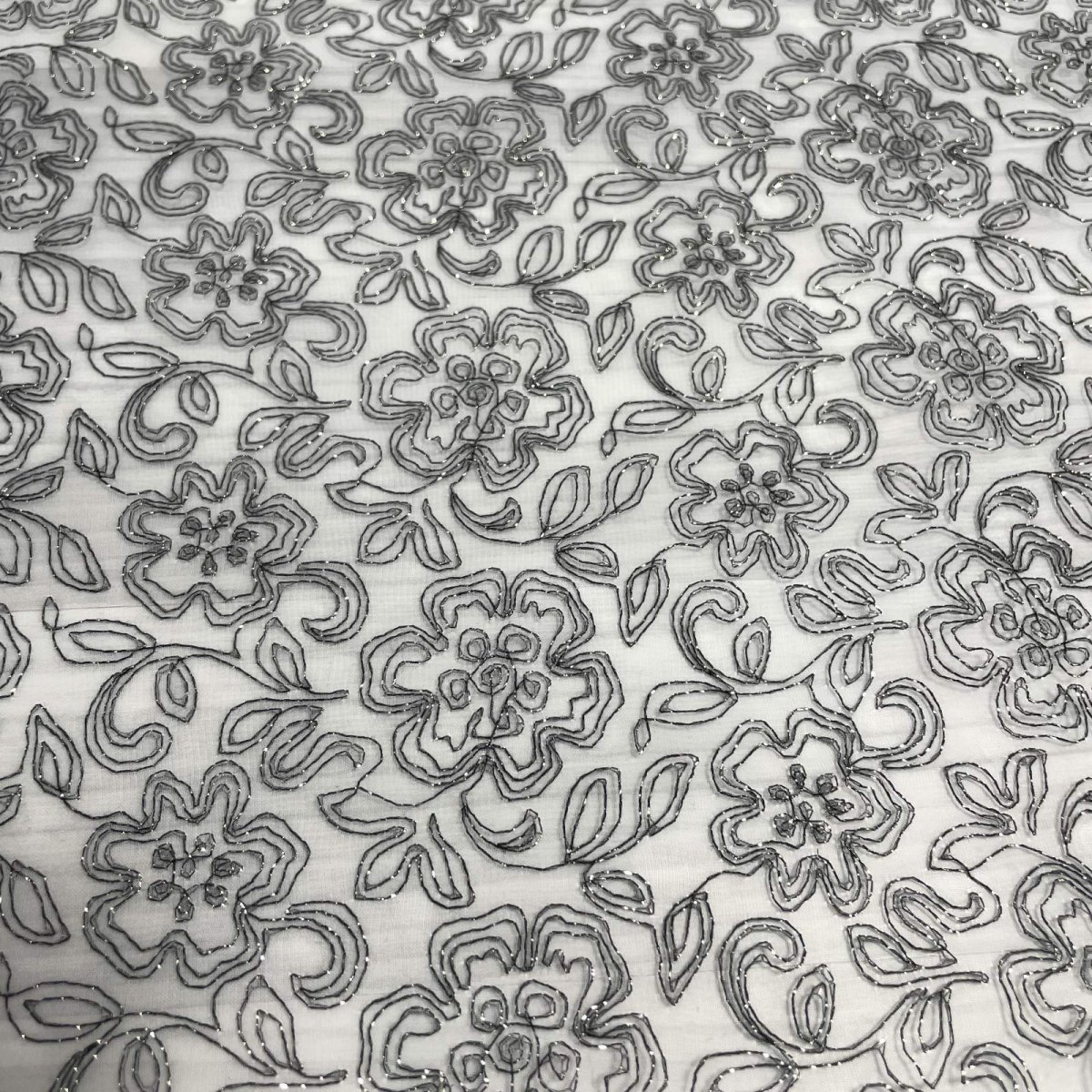 画像1: 【日本製】刺繍レース生地　約25cm×約100cm　ラメ花柄刺繍レース　 (1)