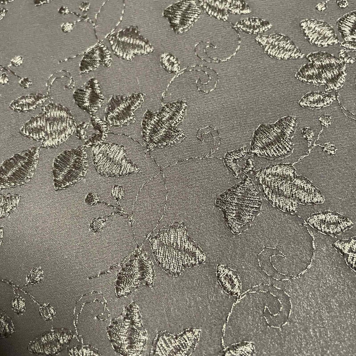 画像2: 【日本製】刺繍レース生地　約25cm×約48cm　葉っぱ柄　ダークブラウン　ジョーゼット (2)