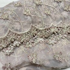 画像7: 刺繍レース生地　約40cm×約138cm　ラメ花柄刺繍レースケミカルレース　ゴールド　 (7)