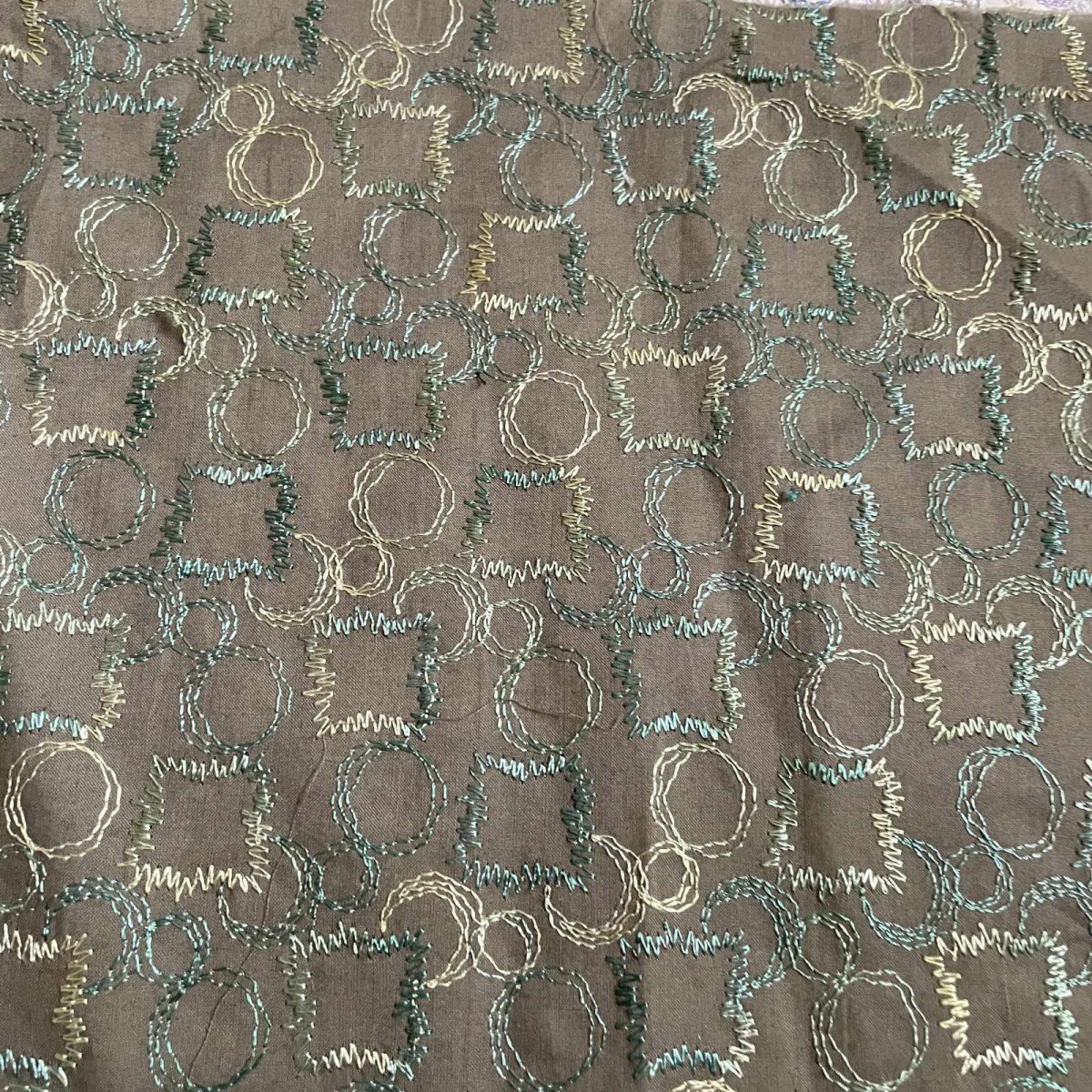 画像3: 【日本製】刺繍レース生地　約25cm×約85cm×2色　白と茶色　〇と◇ (3)