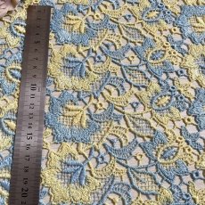 画像3: 【日本製】刺繍レース生地　約30cm×約40cm　ケミカルレース　花柄　イエローブルー (3)