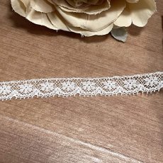 画像6: フランス製リバーレース　オフホワイト　幅1ｃｍ　可愛い小花柄１ｍ (6)