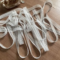 画像5: リバーレース　オフホワイト　3歳で美しいデザイン　幅1cm　1m (5)