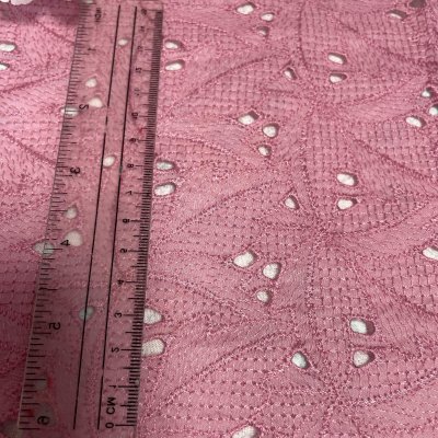 画像2: 【日本製】刺繍レース生地 計175cm 4枚組 きれいな刺繍レース ローズピンク