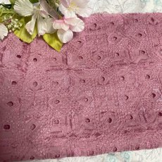 画像8: 【日本製】刺繍レース生地　計175cm　4枚組　きれいな刺繍レース　ローズピンク (8)