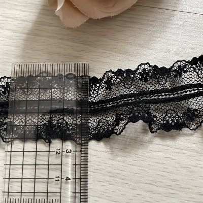画像1: 【日本製】両山ラッセルフリルレース　ブラック　幅2.7cm小花柄　衣装に