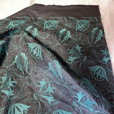 画像6: 【日本製】刺繍レース生地　約60cm×約1.3ｍ　華やかなグリーンの刺繍南国風刺繍生地 (6)