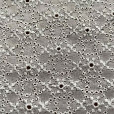 画像7: 【高品質な日本製】約幅110ｃｍ！広幅綿レース　小花柄オフホワイト　3.5m (7)