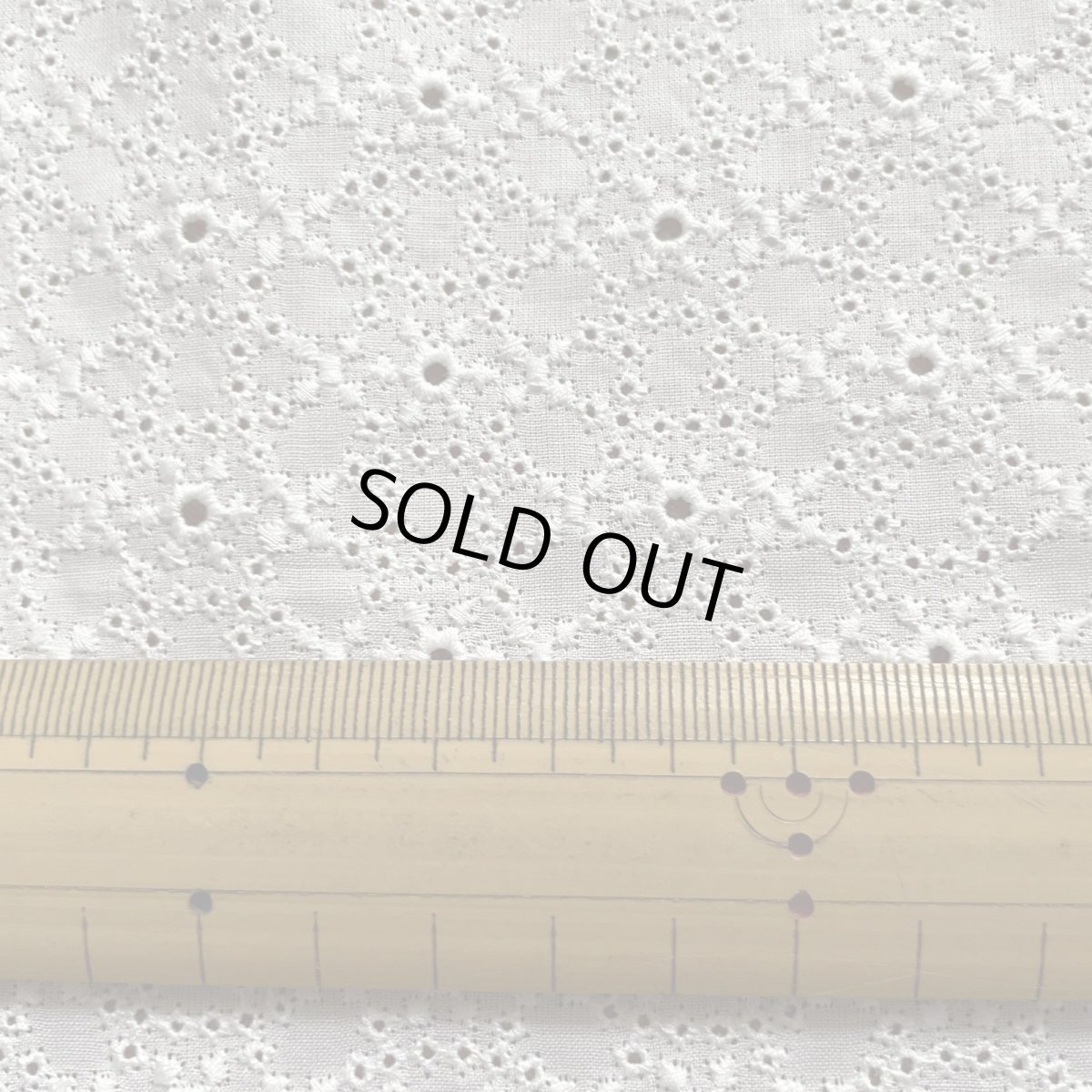 画像6: 【高品質な日本製】約幅110ｃｍ！広幅綿レース　小花柄オフホワイト　3.5m (6)