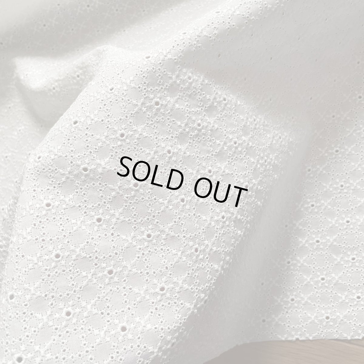 画像8: 【高品質な日本製】約幅110ｃｍ！広幅綿レース　小花柄オフホワイト　3.5m (8)