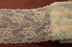画像2: 【日本製】ラッセルストレッチレース　イエローグリーン　幅17.2cm　薔薇柄　高品質な日本製　3m (2)