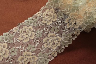 画像2: 【日本製】ラッセルストレッチレース　イエローグリーン　幅17.2cm　薔薇柄　高品質な日本製　3m