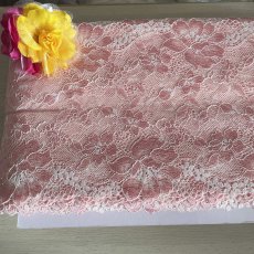 画像1: 【日本製】ラッセルストレッチレース　コーラルピンク　幅17.2cm　薔薇柄　3ｍ巻 (1)