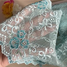 画像5: 【日本製】ラッセルストレッチレース　ペパーミントグリーン　幅17.2cm　薔薇柄　3ｍ巻 (5)
