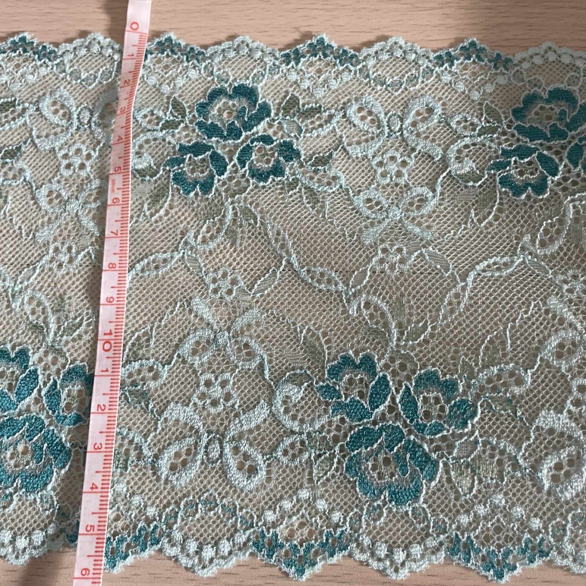 画像4: 【日本製】ラッセルストレッチレース　ペパーミントグリーン　幅17.2cm　薔薇柄　3ｍ巻 (4)