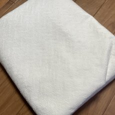 画像1: 【高品質な日本製】約幅110ｃｍ！広幅綿レース　アラベスク柄オフホワイト　5m (1)
