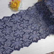 画像2: 【日本製】ラッセルストレッチレース　シックなネイビー　幅16cm　綺麗な花柄　５m (2)