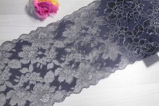 画像2: 【日本製】ラッセルストレッチレース　シャドウグレー　幅16.5cmハワイアン薔薇柄　5ｍ巻 (2)