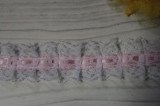 画像6: 日本製両山フリルラッセルレース　薄ピンク　幅2.6ｃｍリボン通し風フリル加工　3ｍ (6)