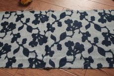 画像2: 【日本製】刺繍レース生地　約25cm×約50cｍ　ボタニカル柄　グレーネイビー (2)