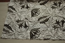 画像3: 南国風ボタニカルレース生地　65cm×1.4ｍ　白カーキ (3)