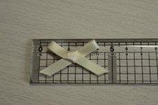 画像5: 【1点限り】24個セット！幅4.5cmリボンモチーフ　クリーム　ハンドメイドに (5)