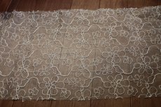 画像1: 2色　花柄コード使い刺繍レース　計1.5ｍ　アイボリー黒 (1)