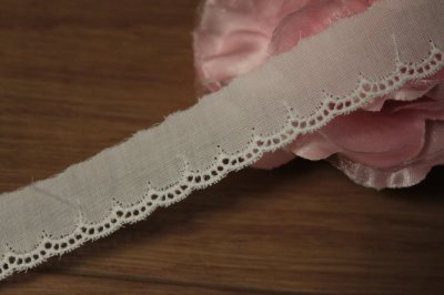 画像3: 【綺麗な日本製】6ｍ巻！幅1.9cmスカラ柄綿レース　オフホワイト業販向けレース