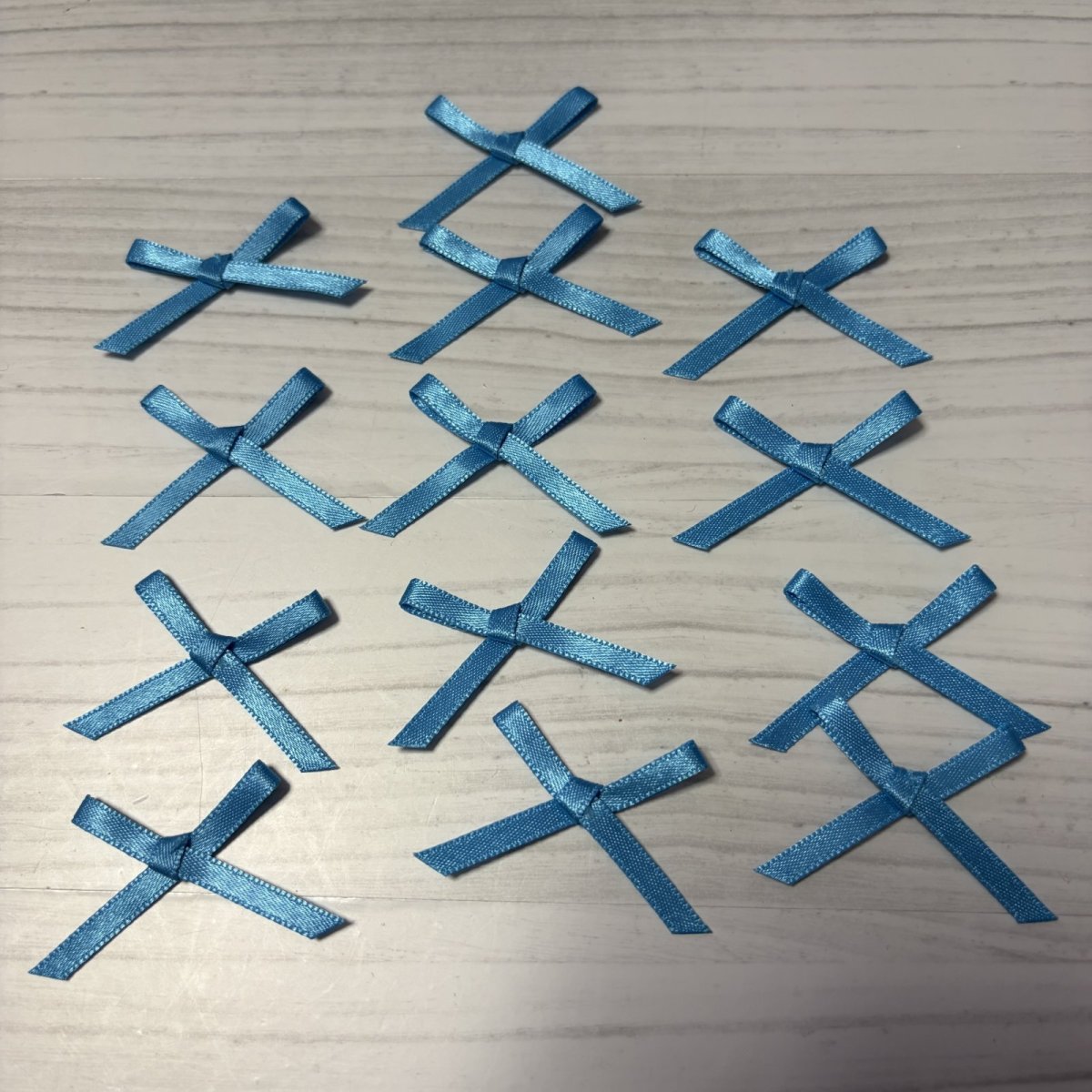画像1: 13個セット！幅4cmリボンモチーフ　スカイブルー　ハンドメイドに (1)