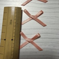 画像3: 18個セット！幅4cmリボンモチーフ　淡いオレンジ　ハンドメイドに (3)