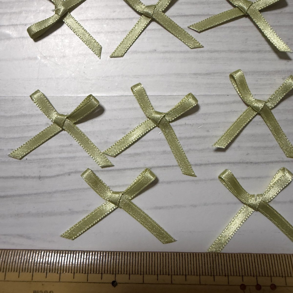 画像2: 15個セット！幅4cmリボンモチーフ　ウグイス色　ハンドメイドに (2)