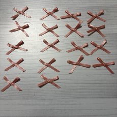 画像1: 18個セット！幅4cmリボンモチーフ　淡いオレンジ　ハンドメイドに (1)