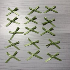 画像1: 15個セット！幅4cmリボンモチーフ　若草色　ハンドメイドに (1)