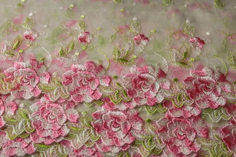 レースのお店 ななか １ｍ 幅10 3ｃｍ最高級薔薇柄チュール